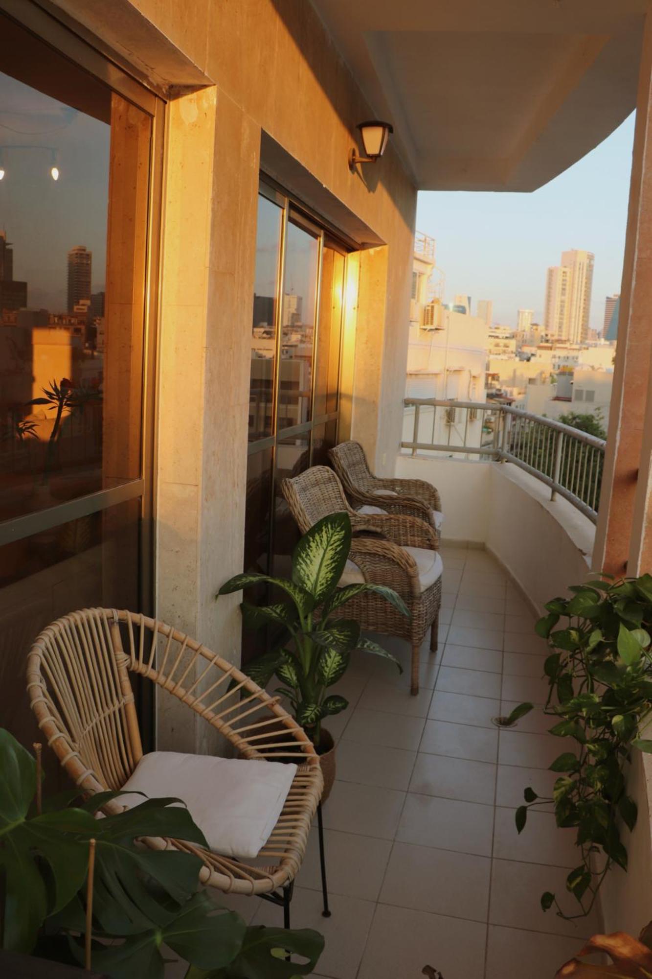 Apartment Beautiful 1 Bedroom Next To Hacarmel Market And The Royal